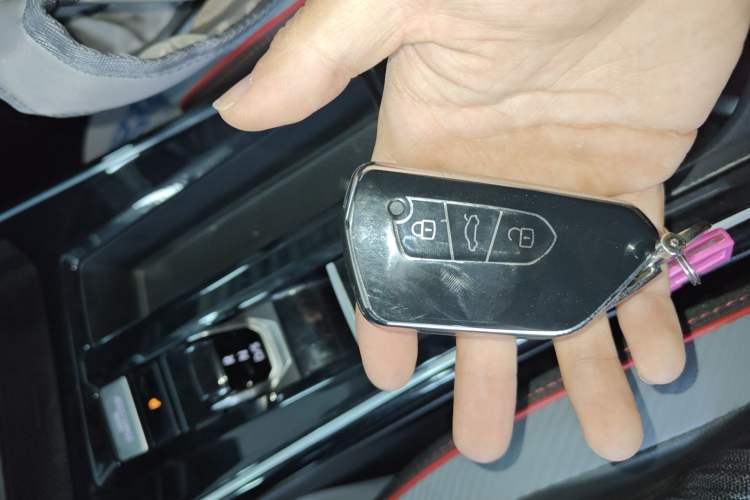 Used Volkswagen Lamando 2024 Lavida L 280TSI DSG Cool & Spicy Edition
