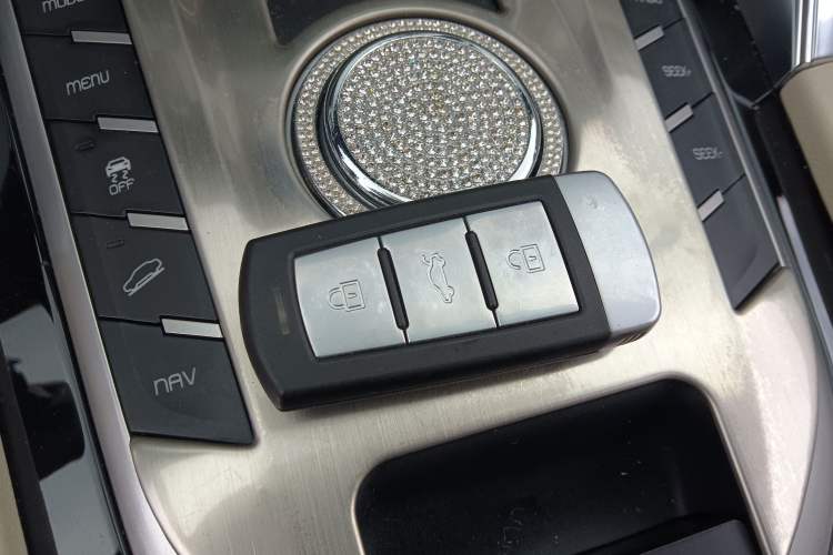 Used Zotye T700 2017 1.8T Dual-Clutch Luxury Model Interior 1