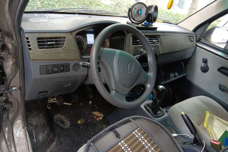 Used Jinbei Hiace X30 2020 1.5L Van Super-Enjoyment Model China VI Standard SWC15M
