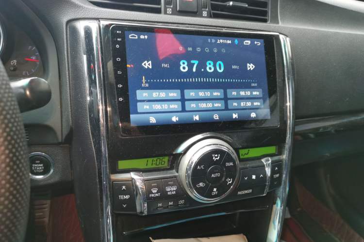 Used Toyota Reiz 2010 2.5V Fashion Elite Edition Audio And AC Panel