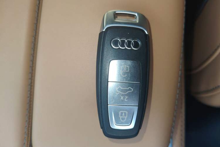 Used Audi Q6 2024 45 TFSI quattro Qiyun Edition Yulin Package 6 seats