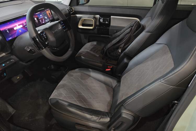 Used Baojun KiWi EV 2023 Smart Trend Edition Lithium Iron Phosphate