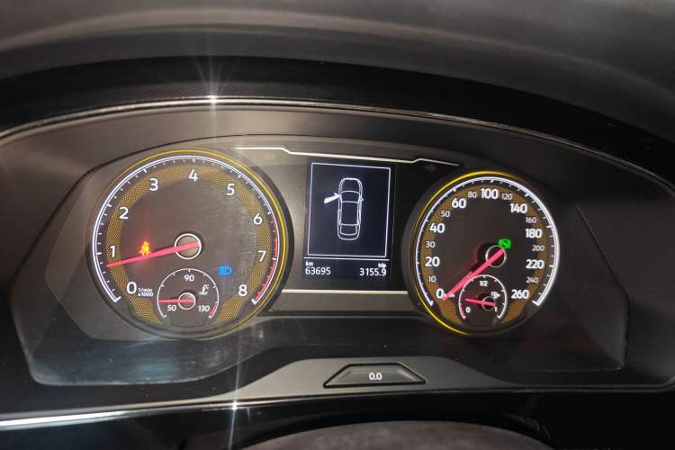 Used Volkswagen Passat 2019 330TSI Elite Edition China VI Instrument Cluster