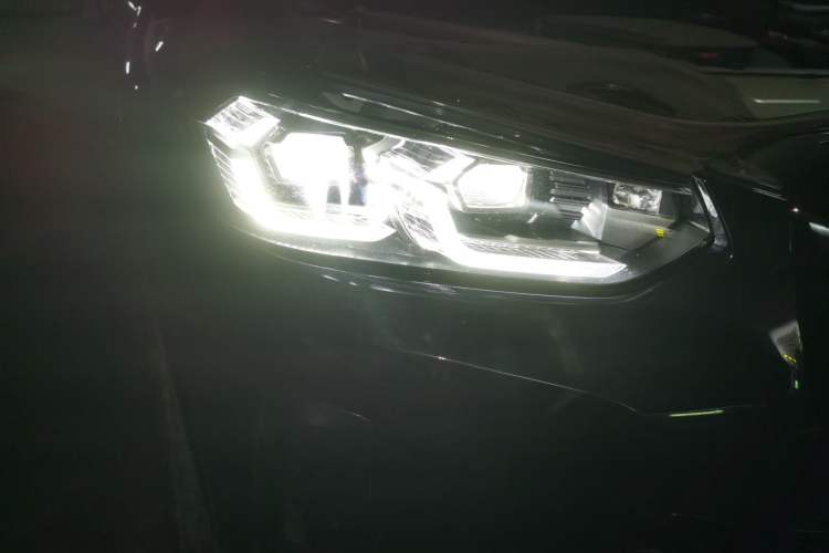 Used BMW X4 2022 xDrive 25i M Sport Package Right Front Headlight