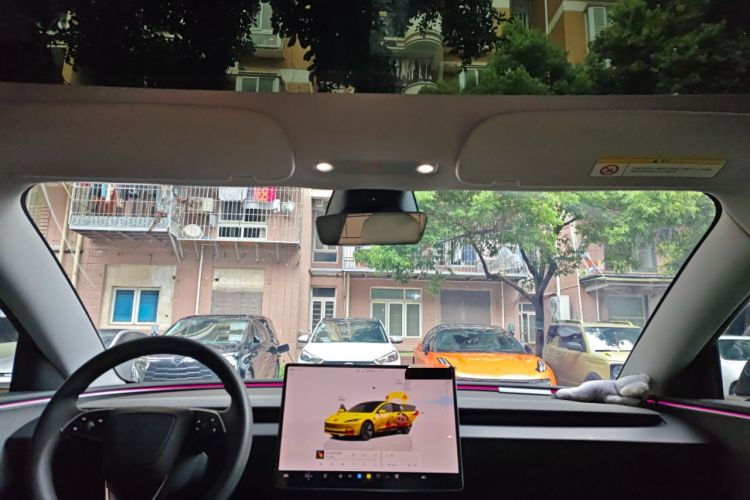 Used Tesla Model 3 2023 Long-Range All-Wheel-Drive Version