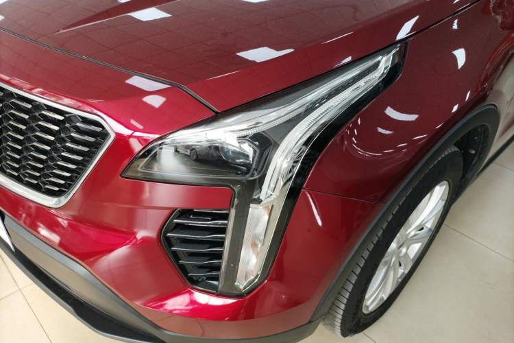 Used Cadillac XT4 2018 28T Two-Wheel Drive Tech Version Left Front Headlight