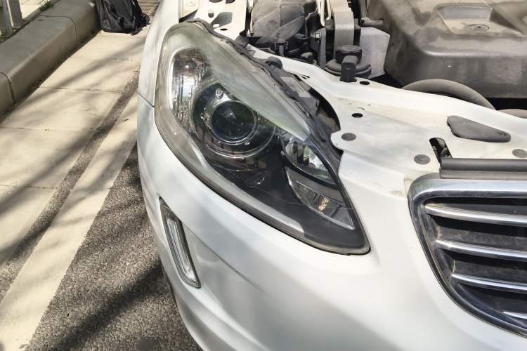 Used Volvo XC60 2015 T5 Smart Edition Right Front Headlight