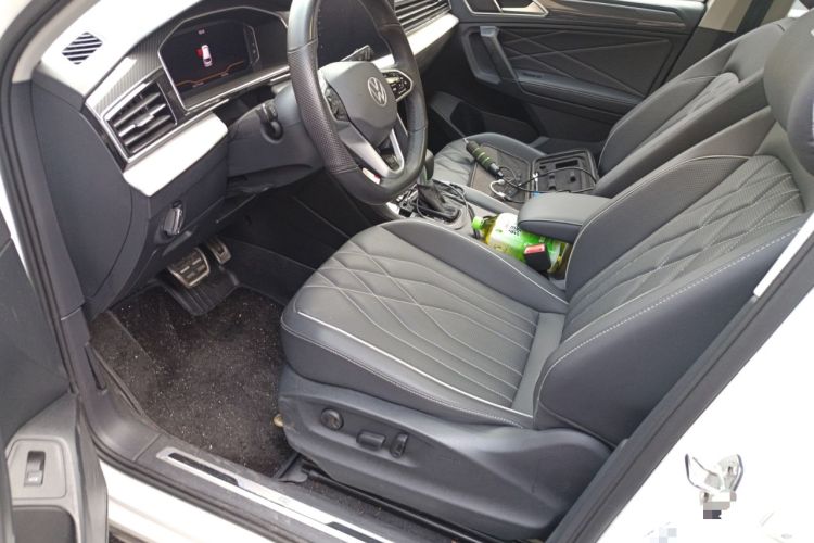 Used Volkswagen Tiguan L 2022 330TSI Automatic Two-Wheel Drive R-Line Enhanced Edition Driver Seat