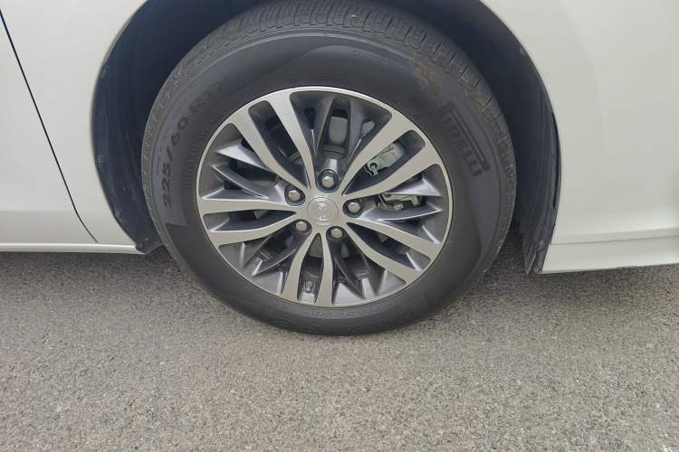 Used Buick GL8 2022 ES Landtrek 653T Comfort Edition
