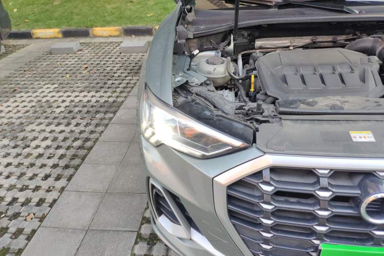 Used Audi Q3 2022 40 TFSI Fashion Dynamic Model
