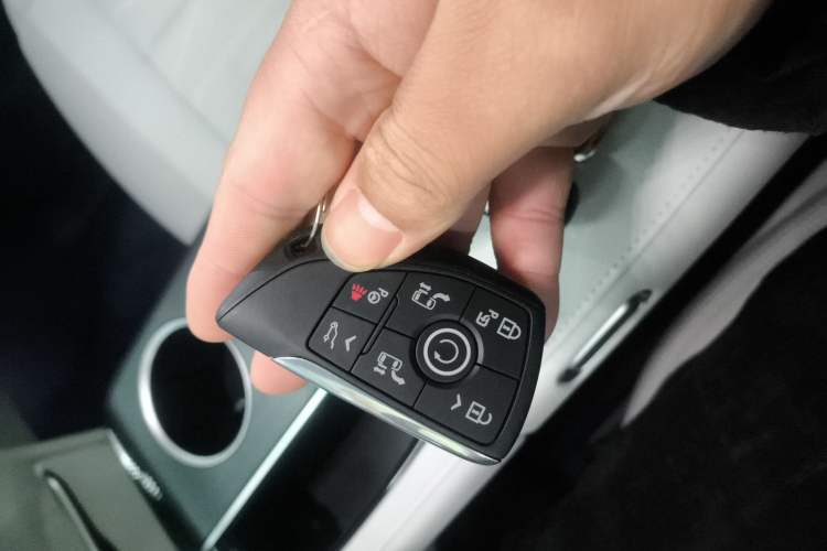 Used Buick GL8 New Energy 2024 Lu Zun Luxury Edition 7-Seater