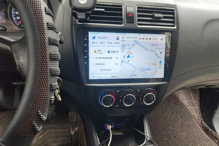 Used FORTHING Joyear X5 2013 1.6L Manual Luxury Model China IV Standard
