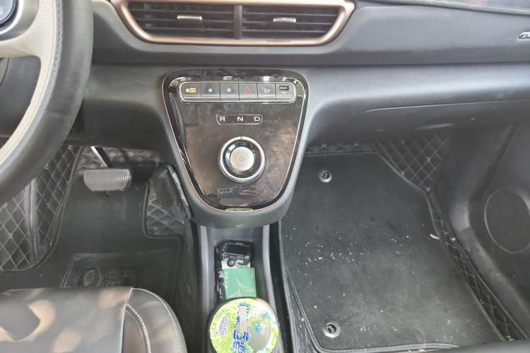 Used ORA White Cat 2022 Xiaoyue Mao Edition 401 km Flagship Model Lithium Ternary
