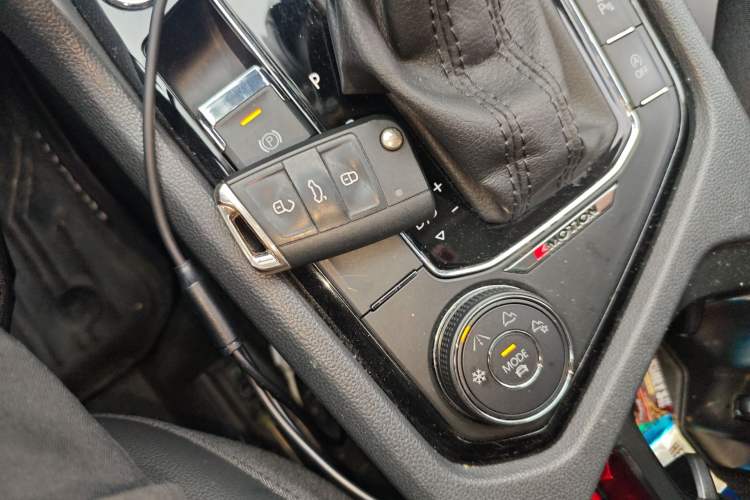 Used Volkswagen Tharu 2019 330TSI Four-Wheel Drive Flagship Model China VI Standard
