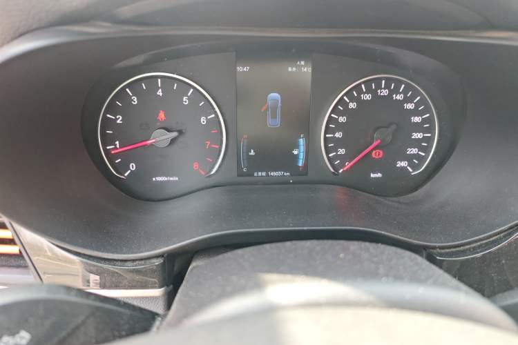 Used BYD Song MAX 2019 1.5T Manual Smart Connect Ruiyi Sunroof Model 6 Seats China VI Standard
