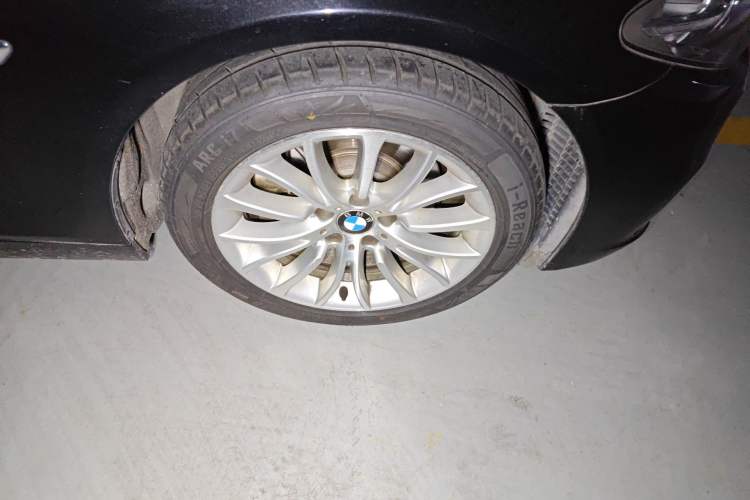 Used BMW 5 Series 2014 525Li Luxury Design Package
