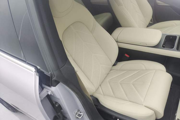 Used Nio ET5 2025 75 kWh
