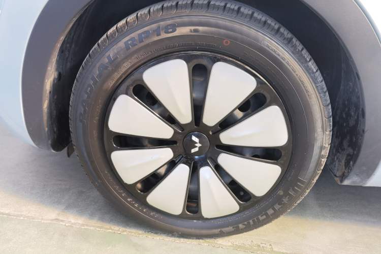 Used Wuling Bingo 2025 333 km Lingxi Deluxe Edition Exterior 4