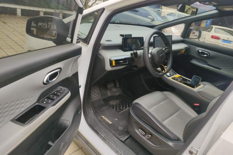 Used AION Y 2021 70 Enjoyment Tech Edition Driver Seat