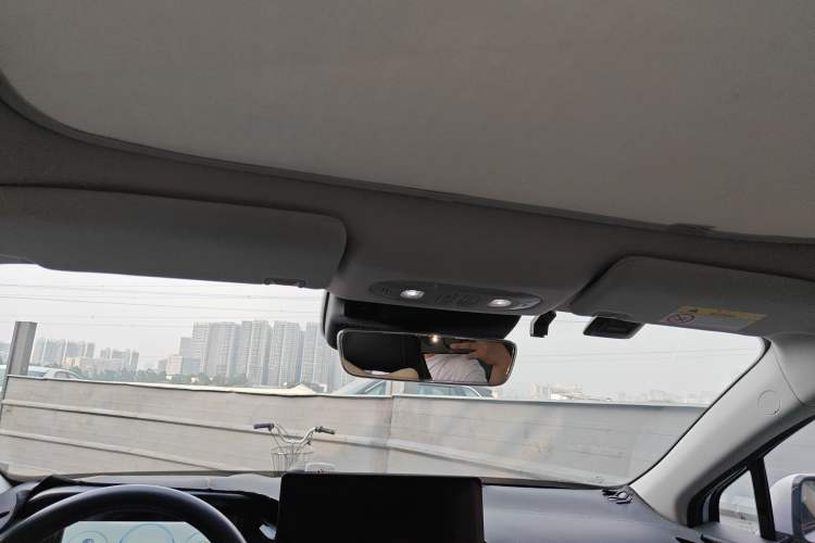 Used AION S Plus 2021 70 Tech Edition Headliner