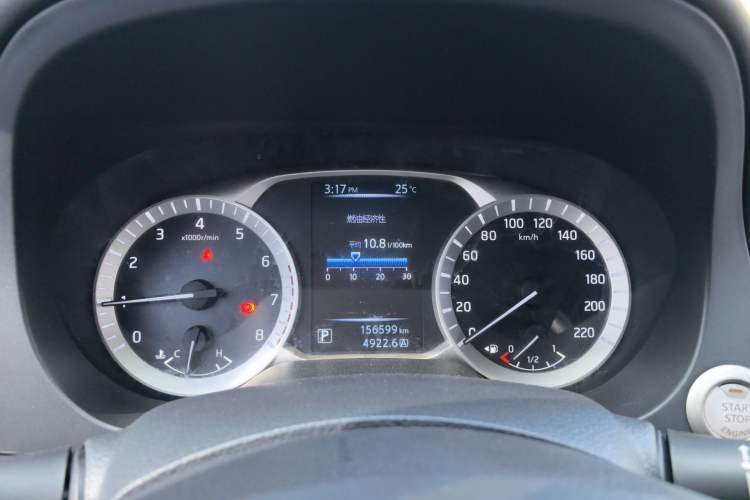 Used Nissan Terra 2018 2.5L Automatic 2WD Luxury Edition
