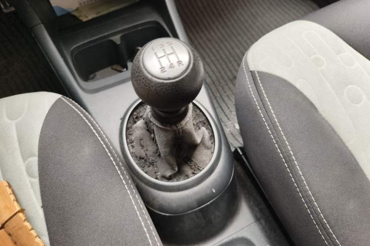 Used Suzuki Alto 2013 1.0L Manual Comfort Version Gear Lever