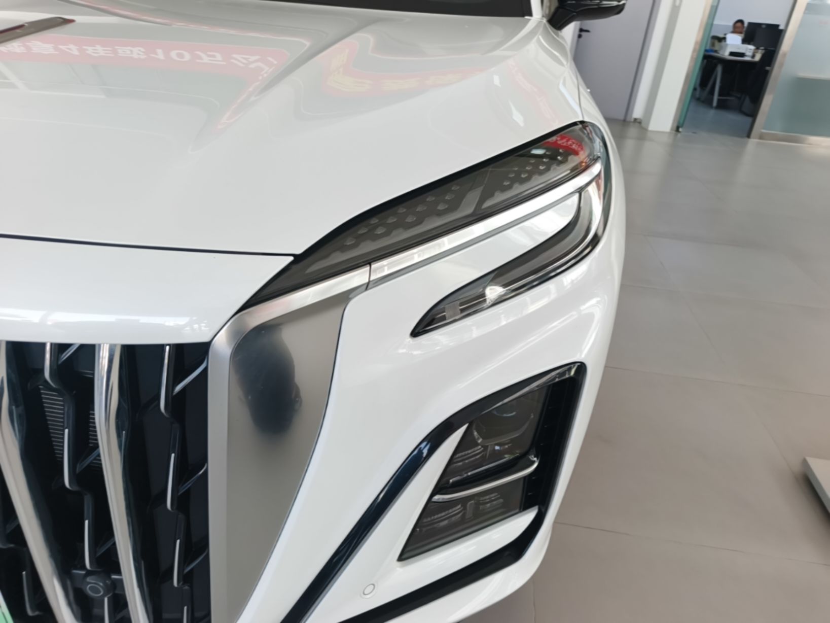 Hongqi HS3 PHEV 2025 Model 117km Jingwei Edition — снимка 8