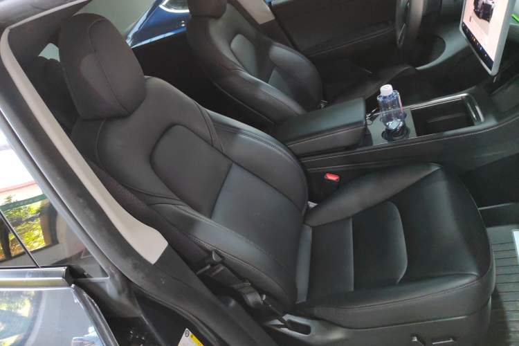 Used Tesla Model Y 2024 Rear-Wheel-Drive Version