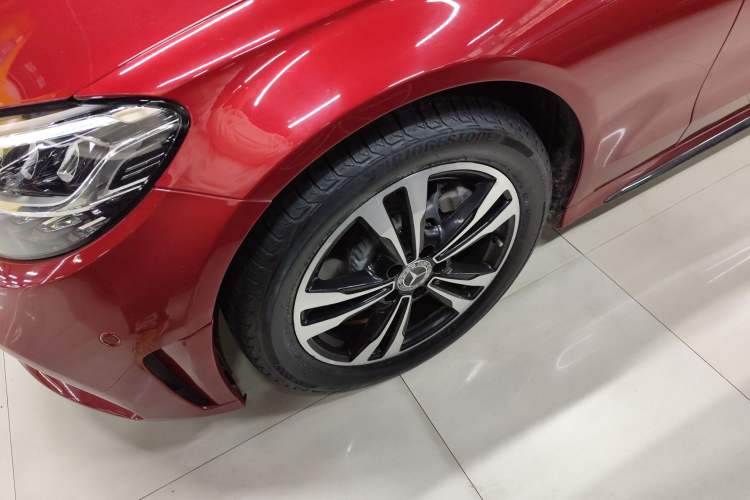 Used Mercedes-Benz C-Class 2019 C 260 Sport Edition Left Front Wheel Hub