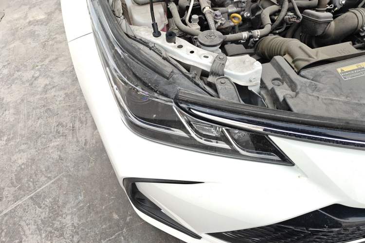 Used Toyota Corolla 2024 1.8L Smart Electric Hybrid Dual-Engine Elite Edition Right Front Headlight