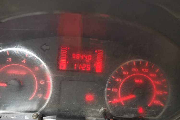 Used Wuling Rongguang 2021 1.5L Extended Basic Model Enclosed-Window Vehicle, 2-seater LAR Odometer Close Up