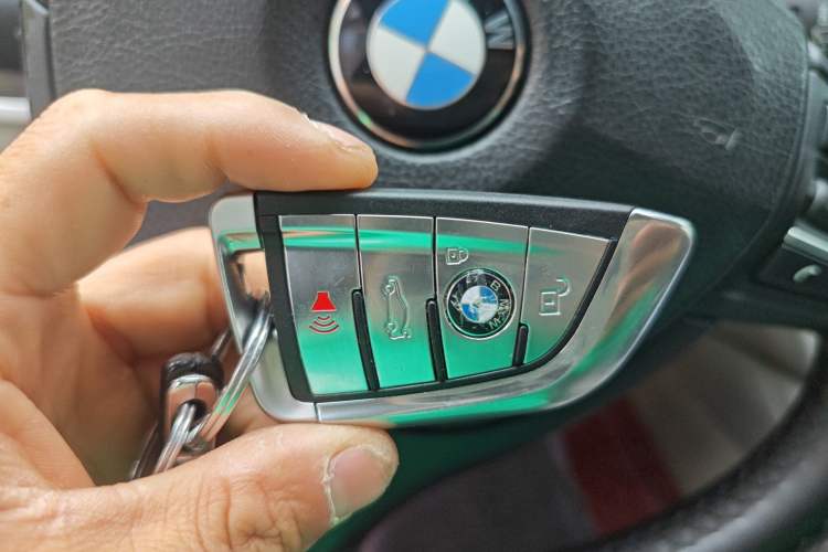 Used BMW 5 Series 2012 523Li Leading Model Vehicle Key