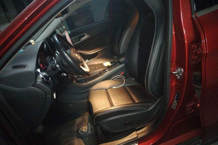 Used Mercedes-Benz GLA 2018 GLA 200 Fashion Model
