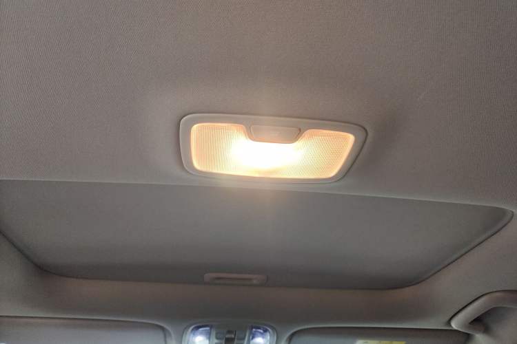 Used Kia KX5 2019 2.0L Automatic 2WD Comfort Edition Headliner