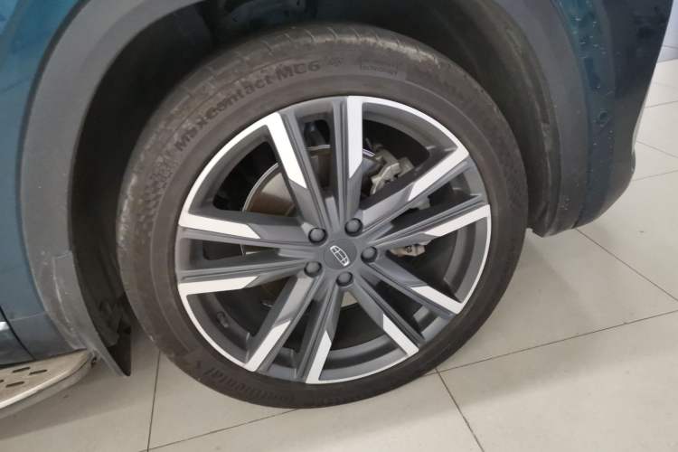 Used Geely Auto Monjaro L 2021 2.0TD DCT EVO Two-Wheel Drive Smart Luxury Version Right Front Wheel Hub