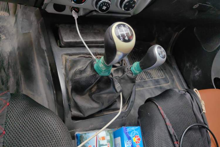 Used JMC Baodian 2016 2.8T New Value-Added Diesel 4x4 Standard Edition Basic Model JX493ZLQ4G
