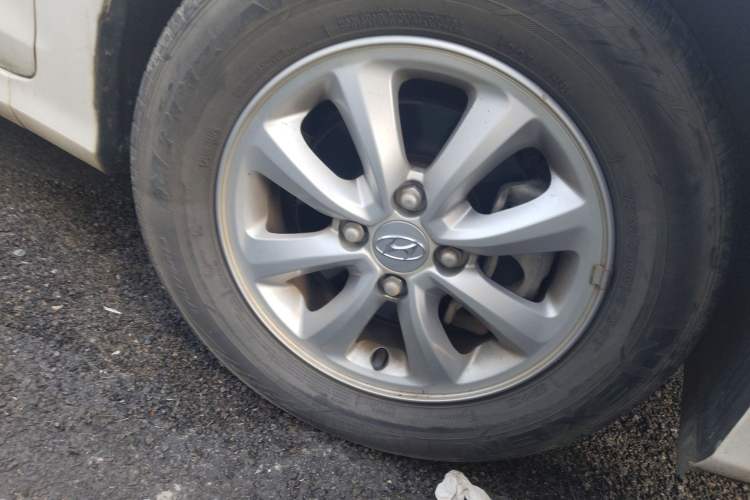 Used Hyundai Verna (older generation) 2017 1.4L Manual Huancailian Connected Version China V Standard