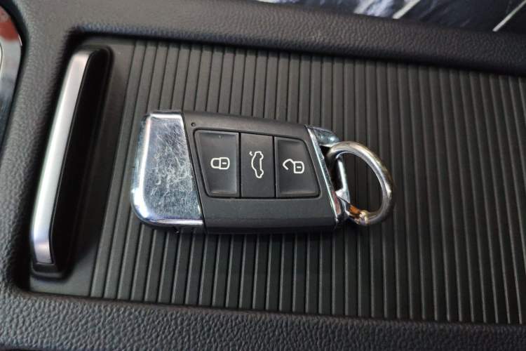 Used Volkswagen FAW-Volkswagen CC 2020 330TSI Huayan Edition China VI Standard Vehicle Key