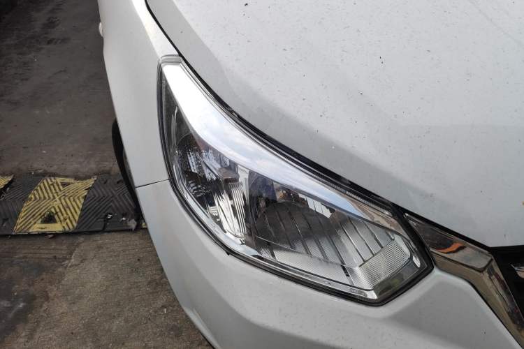 Used Venucia D50 2015 1.6L Automatic Fashion Edition
