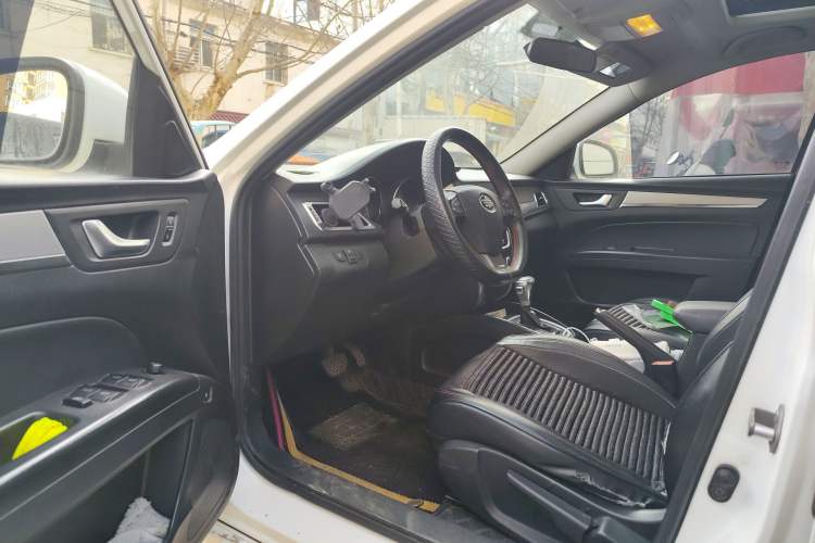 Used Bestune B30 2016 1.6L Automatic Luxury Model
