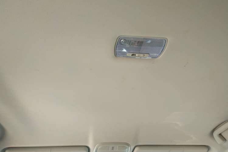 Used Haval M6 2019 1.5T Manual Two-Wheel Drive Urban Version China VI Standard Headliner