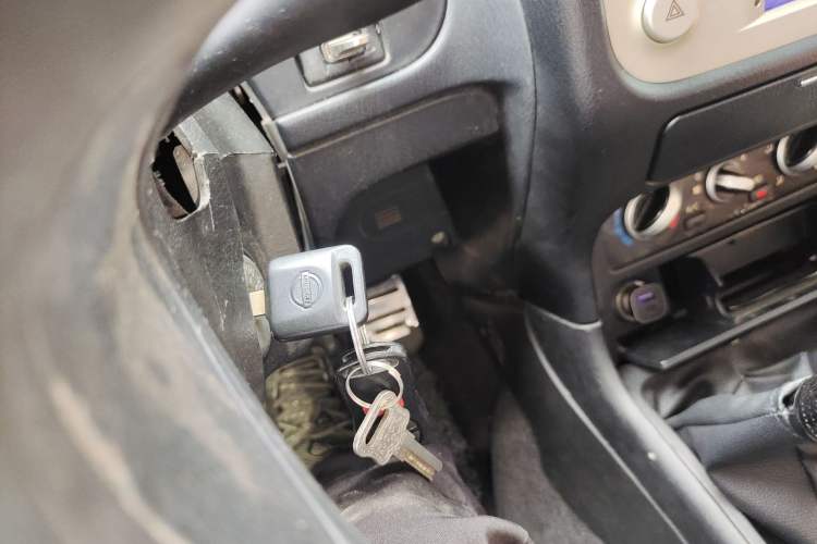 Used Nissan Paladin 2008 2.4L 4x4 Standard Edition Vehicle Key