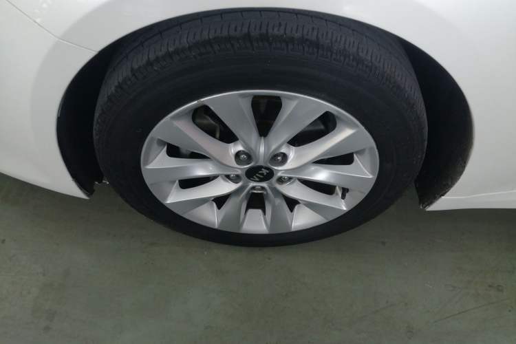 Used Kia K5 2016 1.6T Automatic LUX