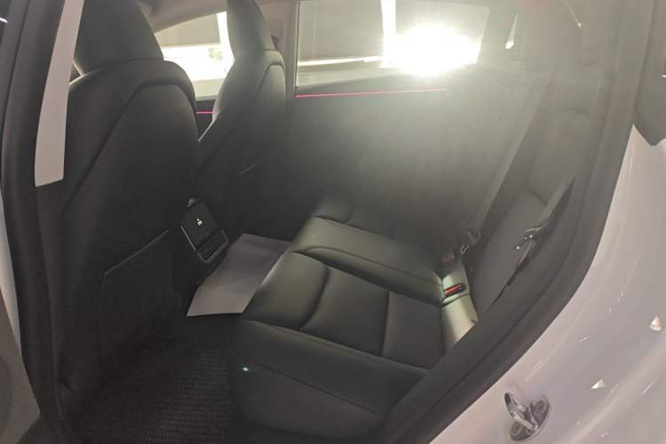 Used Tesla Model 3 2025 Model Revised Rear-Wheel-Drive Version
