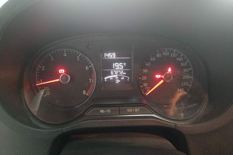 Used Volkswagen Polo 2016 1.4L Manual Fashion Model Instrument Cluster