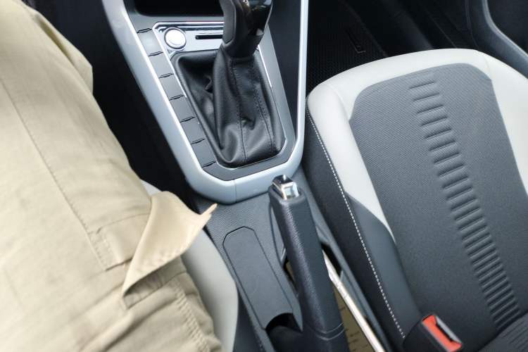 Used Volkswagen Polo 2021 Plus 1.5L Automatic Colorful Tech Edition Gear Lever