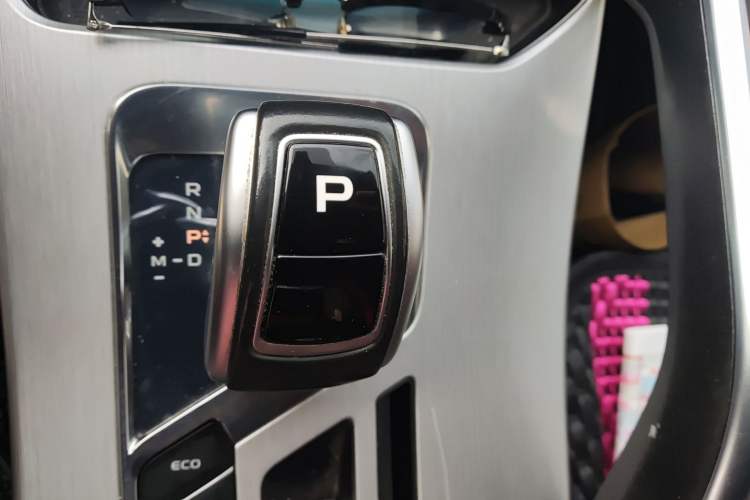 Used Geely Auto Coolray 2020 PRO 260T DCT Ranger Gear Lever