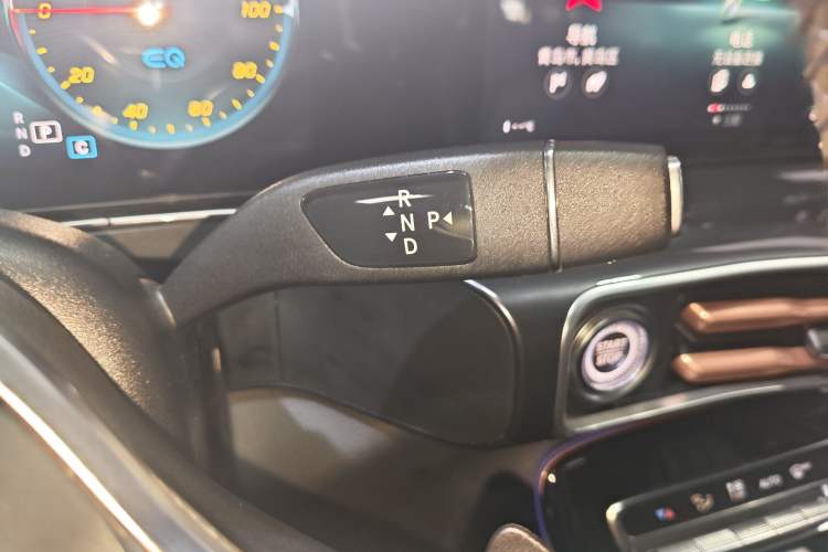 Used Mercedes-Benz EQC 2022-Year Restyled EQC 350 4MATIC
