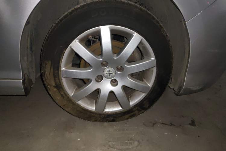 Used Peugeot 308 2014 Enjoy Edition Classic 1.6L Manual YouShang Model
