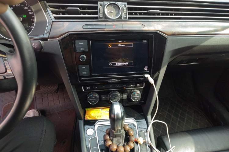 Used Volkswagen Magotan 2019 330TSI DSG Luxury Model China V Standard Audio And AC Panel